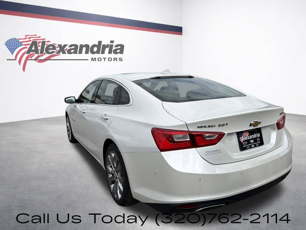 Used 2017 Chevrolet Malibu Premier w/ Premier Sun and Wheel Package FWD image 9