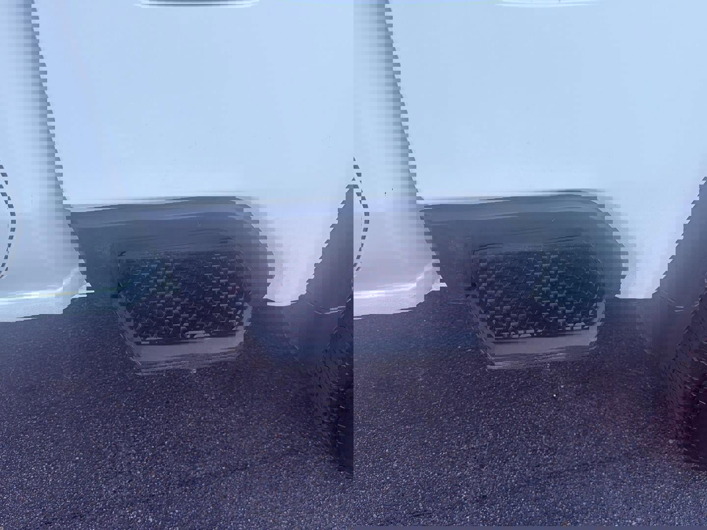 Used 2025 GMC Sierra 2500 AT4 image 13