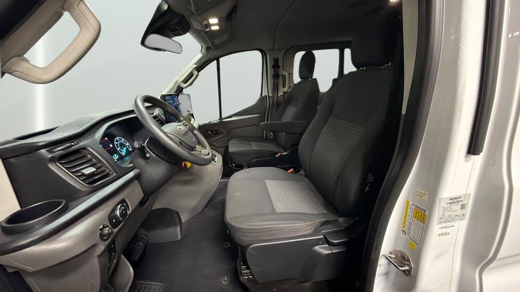 Used 2022 Ford Transit 350 XLT image 22