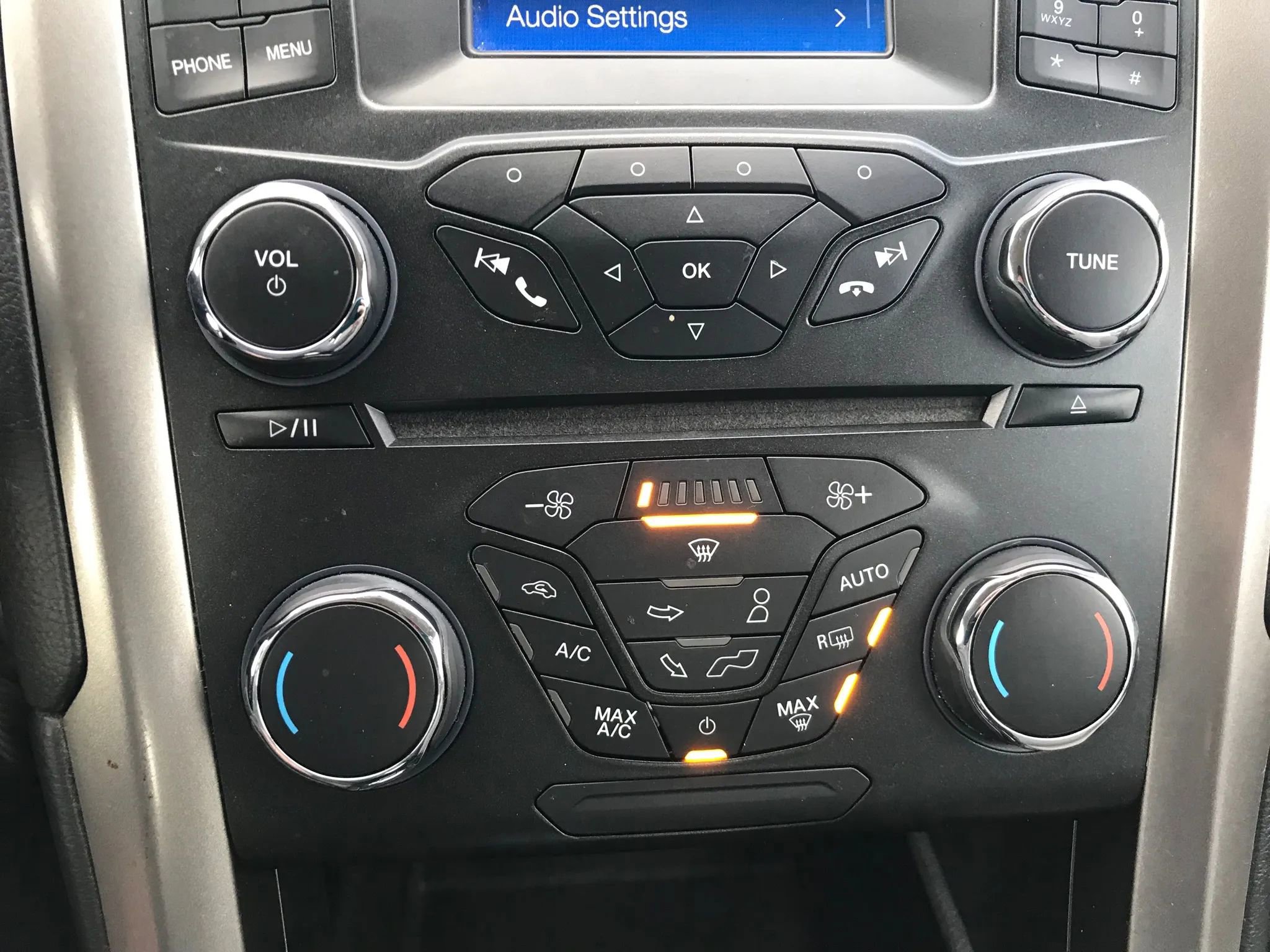 Used 2017 Ford Fusion S image 25