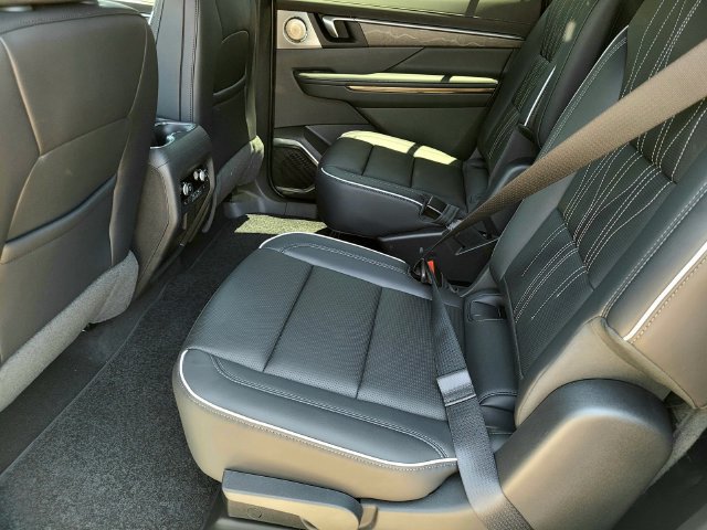 New 2026 Buick Enclave Avenir w/ Super Cruise Package AWD/4WD image 11