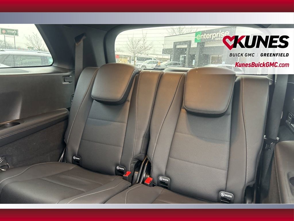 Used 2025 Mercedes-Benz GLS 450 4MATIC image 38