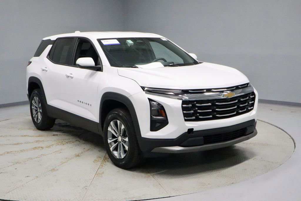 Used 2025 Chevrolet Equinox LT FWD image 1