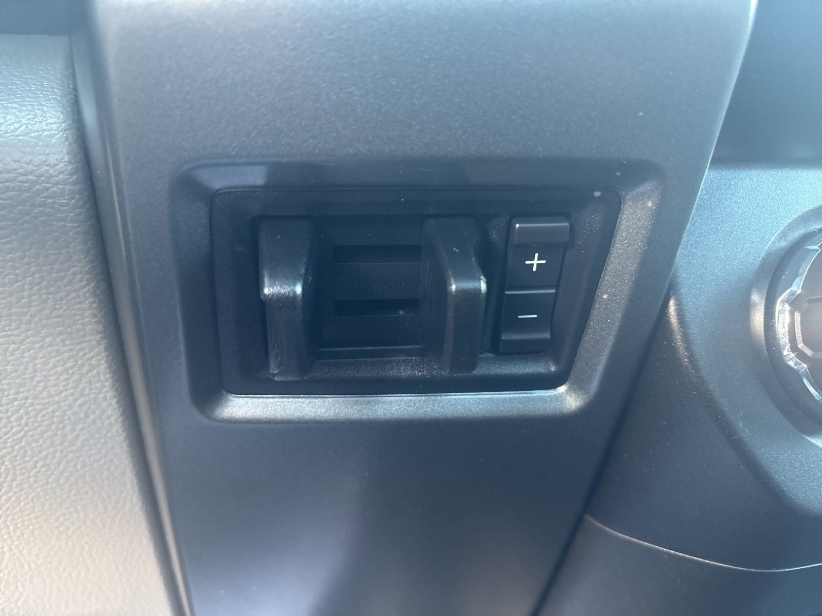 Used 2022 Ford F250 XLT w/ XLT Premium Package image 16