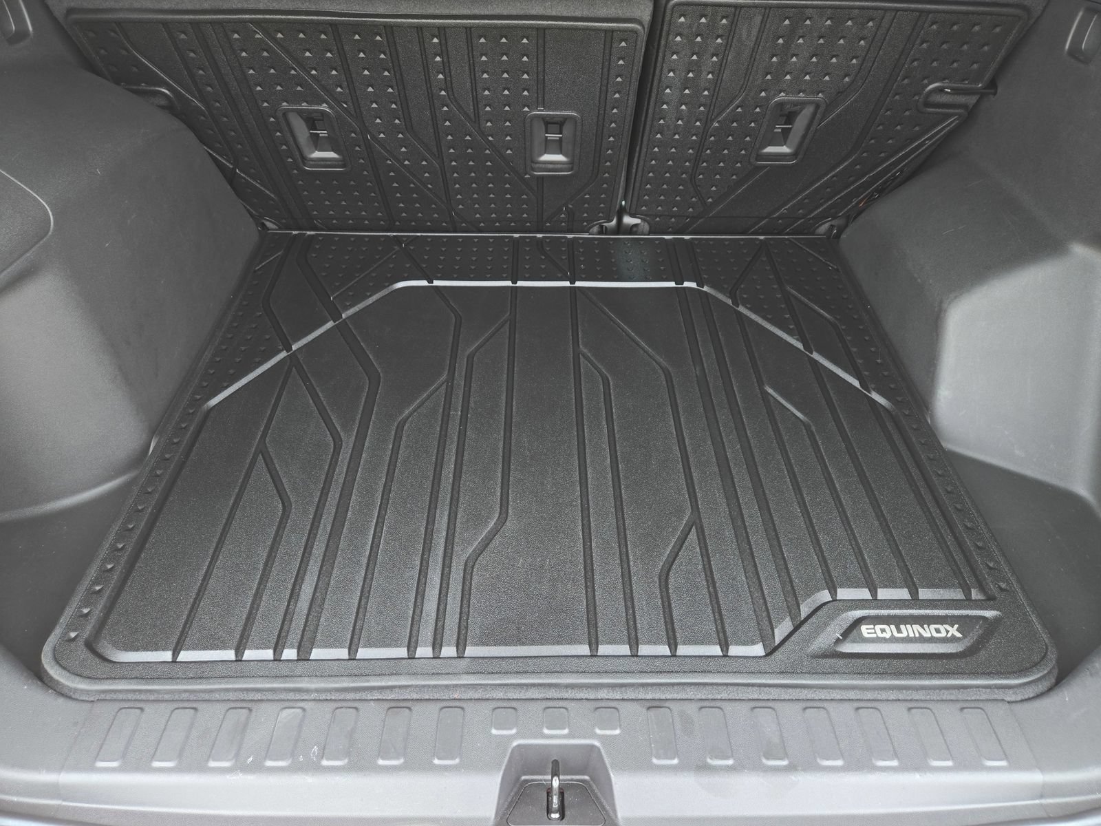 Used 2024 Chevrolet Equinox LT w/ LPO, Floor Liner Package FWD image 27