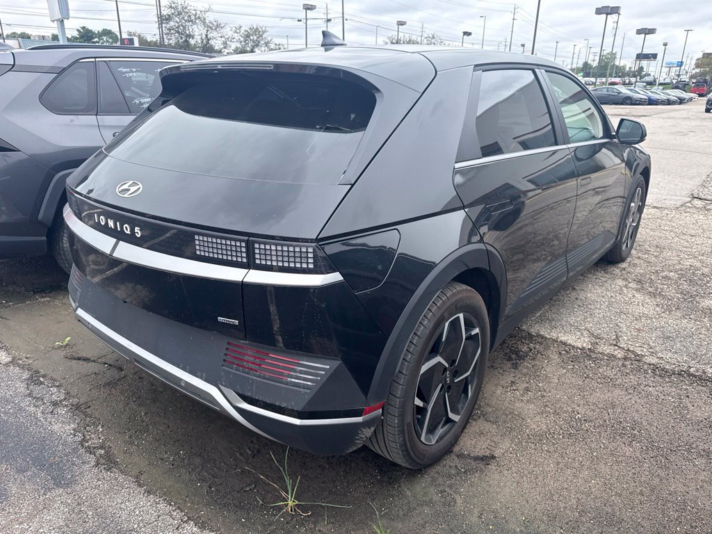 Certified 2024 Hyundai Ioniq 5 SE AWD/4WD image 5