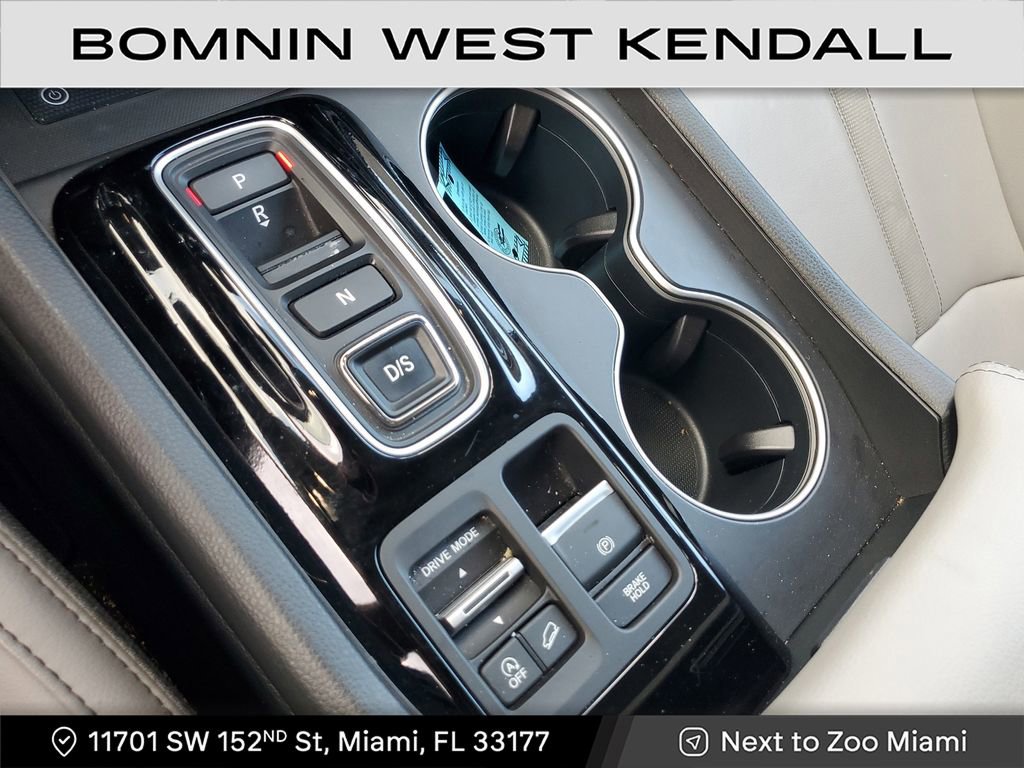 Used 2023 Honda Pilot Touring image 28