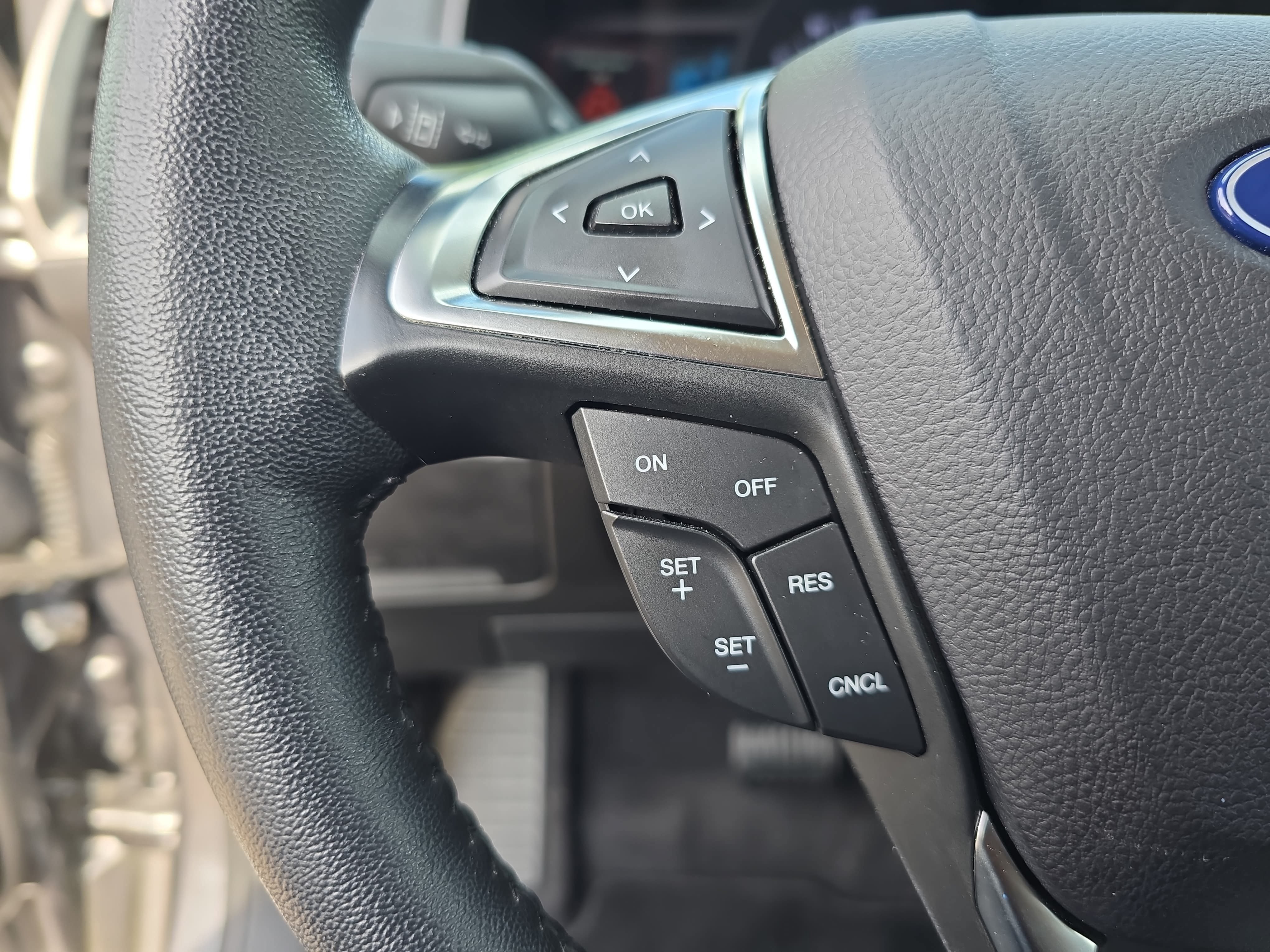 Used 2024 Ford Edge SEL w/ Convenience Package AWD/4WD image 17