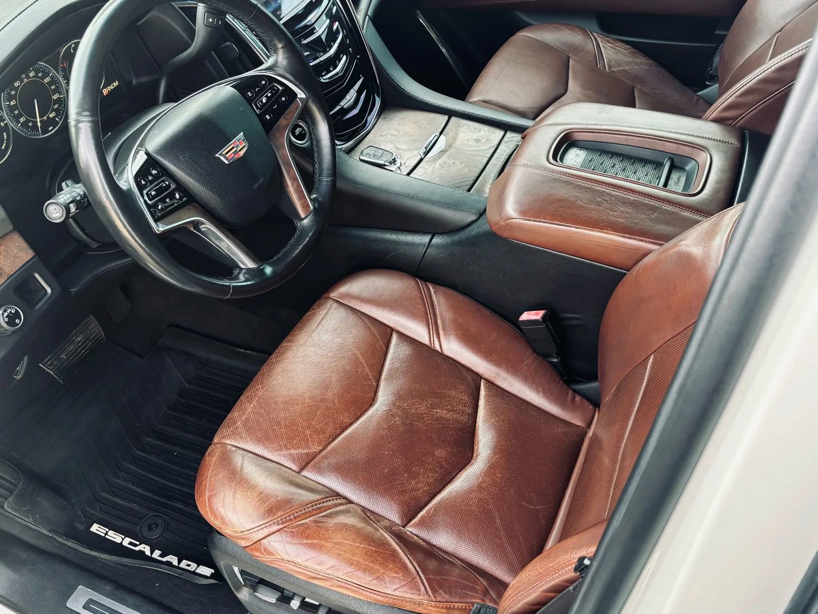 Used 2015 Cadillac Escalade ESV Premium image 22