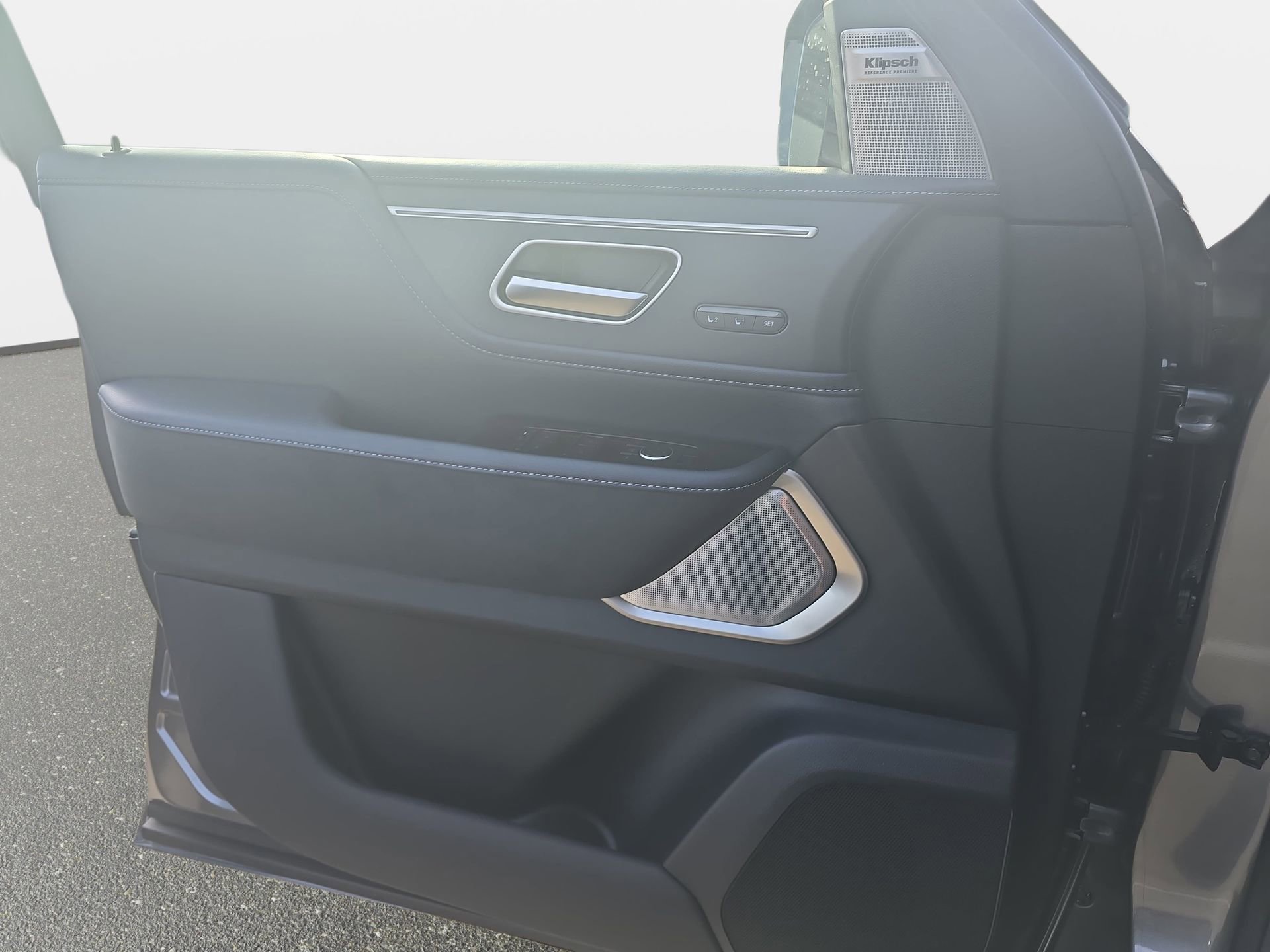 New 2026 INFINITI QX80 4WD image 26