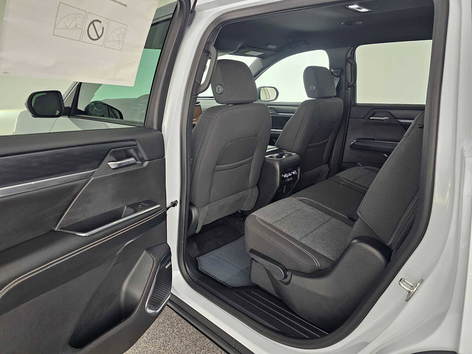New 2026 GMC Acadia Elevation image 17