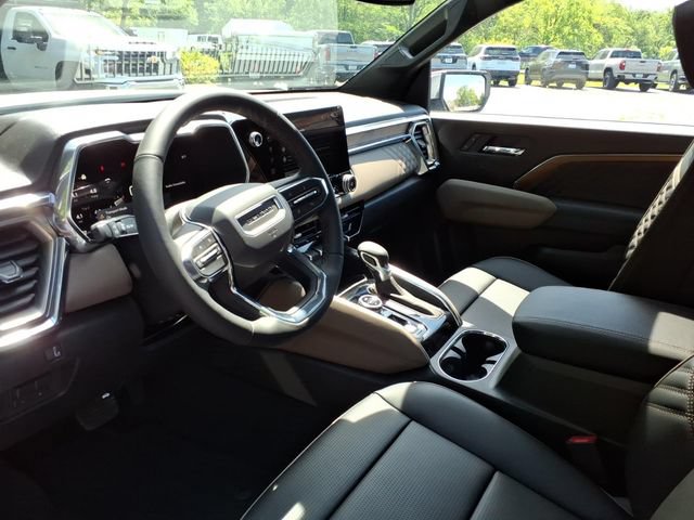 New 2026 GMC Canyon Denali AWD/4WD image 3