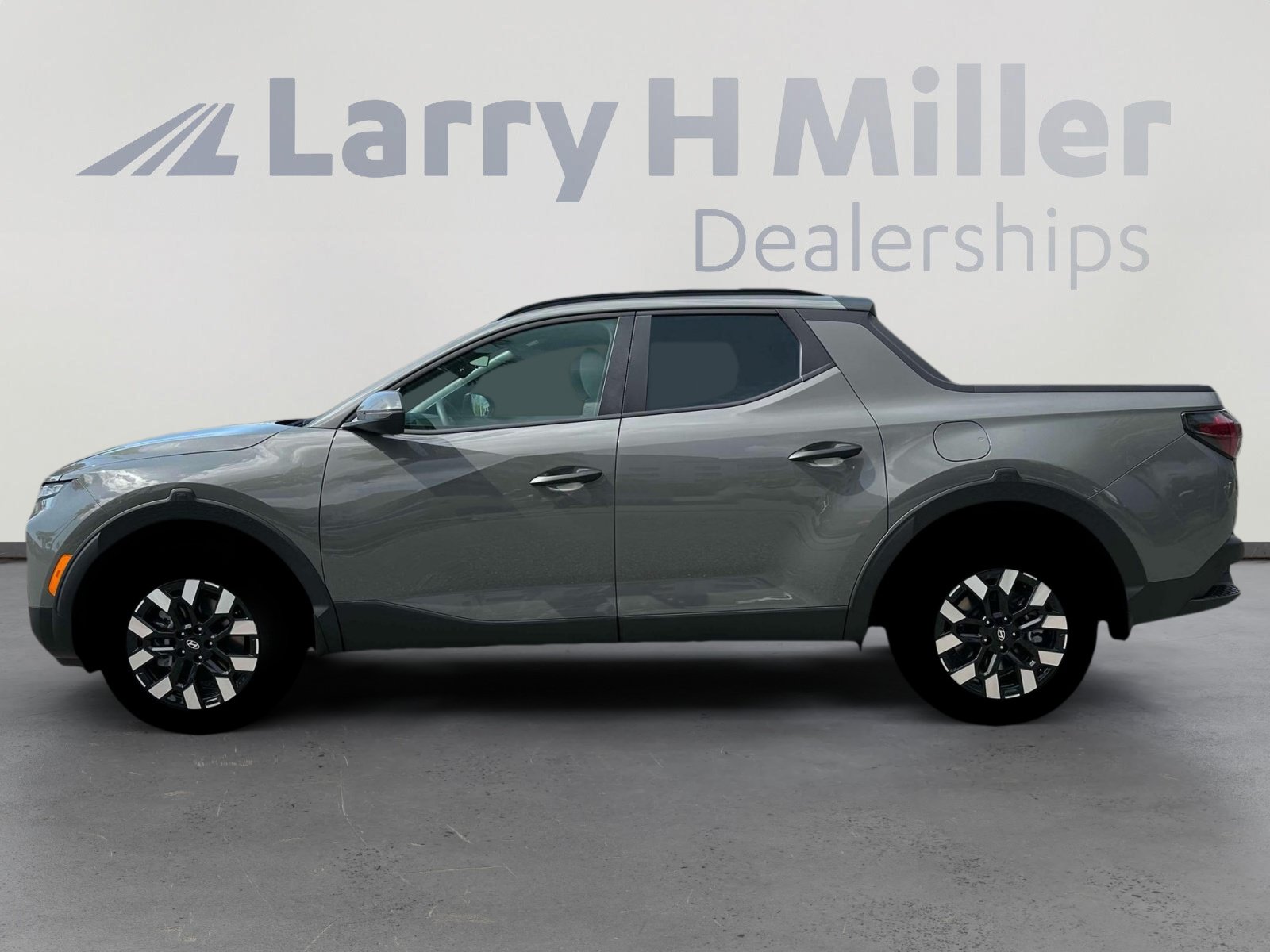 New 2026 Hyundai Santa Cruz SEL FWD image 3