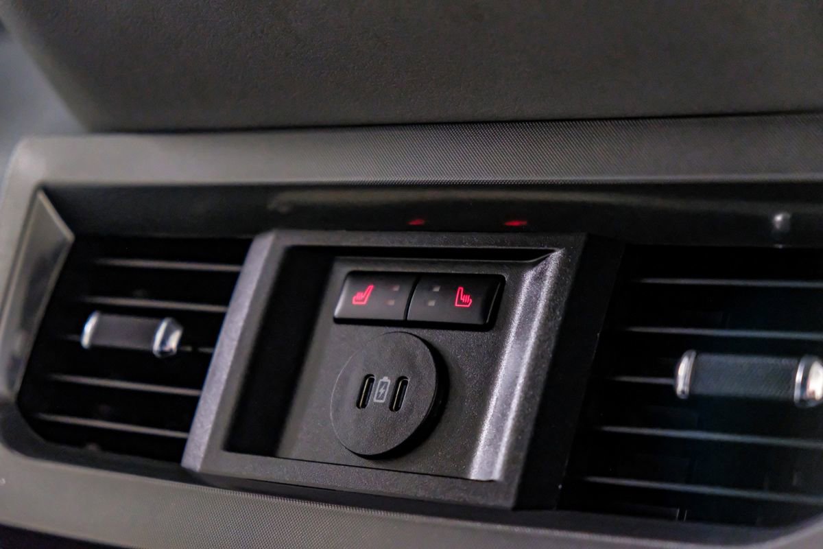 Used 2024 Ford F450 Limited w/ FX4 Off-Road Package image 33