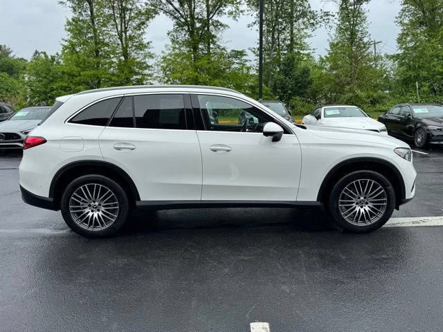 Certified 2023 Mercedes-Benz GLC 300 4MATIC image 2