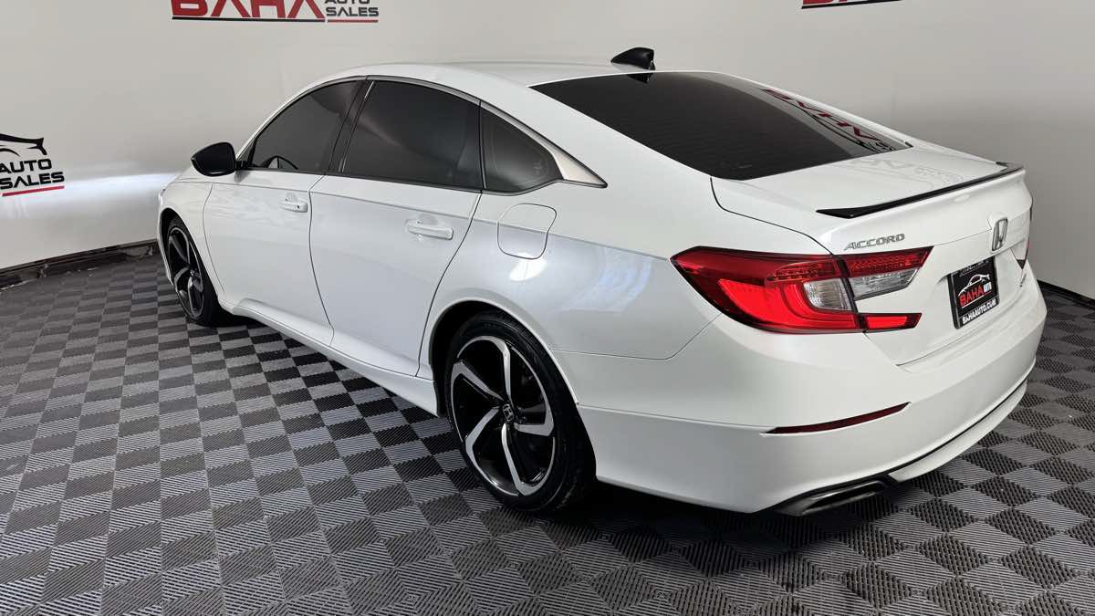 Used 2022 Honda Accord Sport image 4