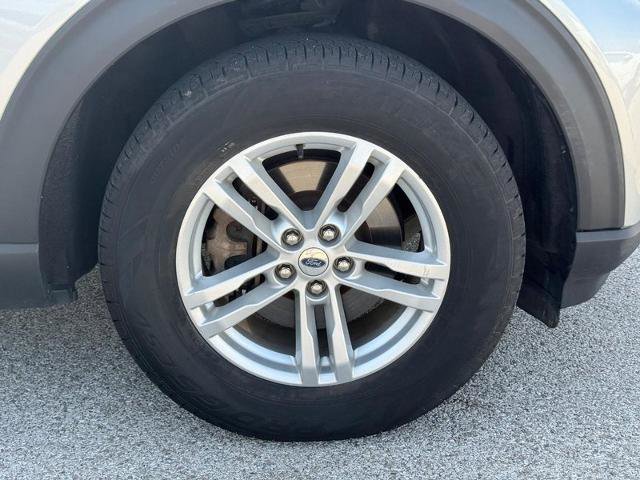 Certified 2022 Ford Explorer XLT w/ Class IV Trailer Tow Package image 7