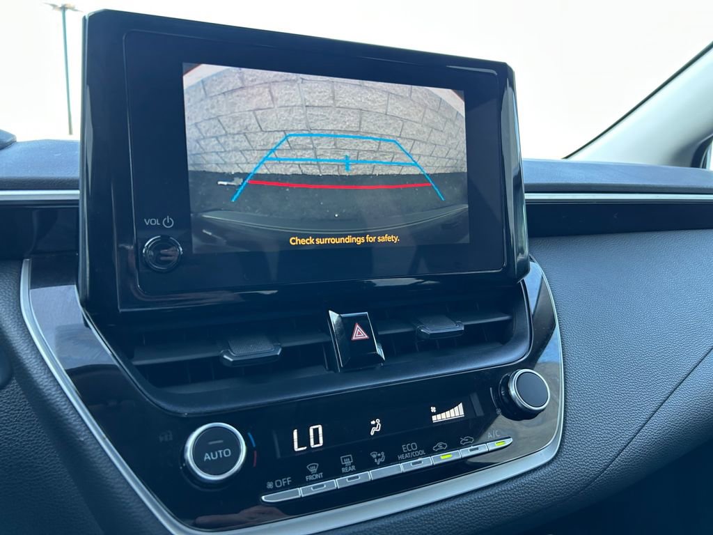 Used 2024 Toyota Corolla LE image 27
