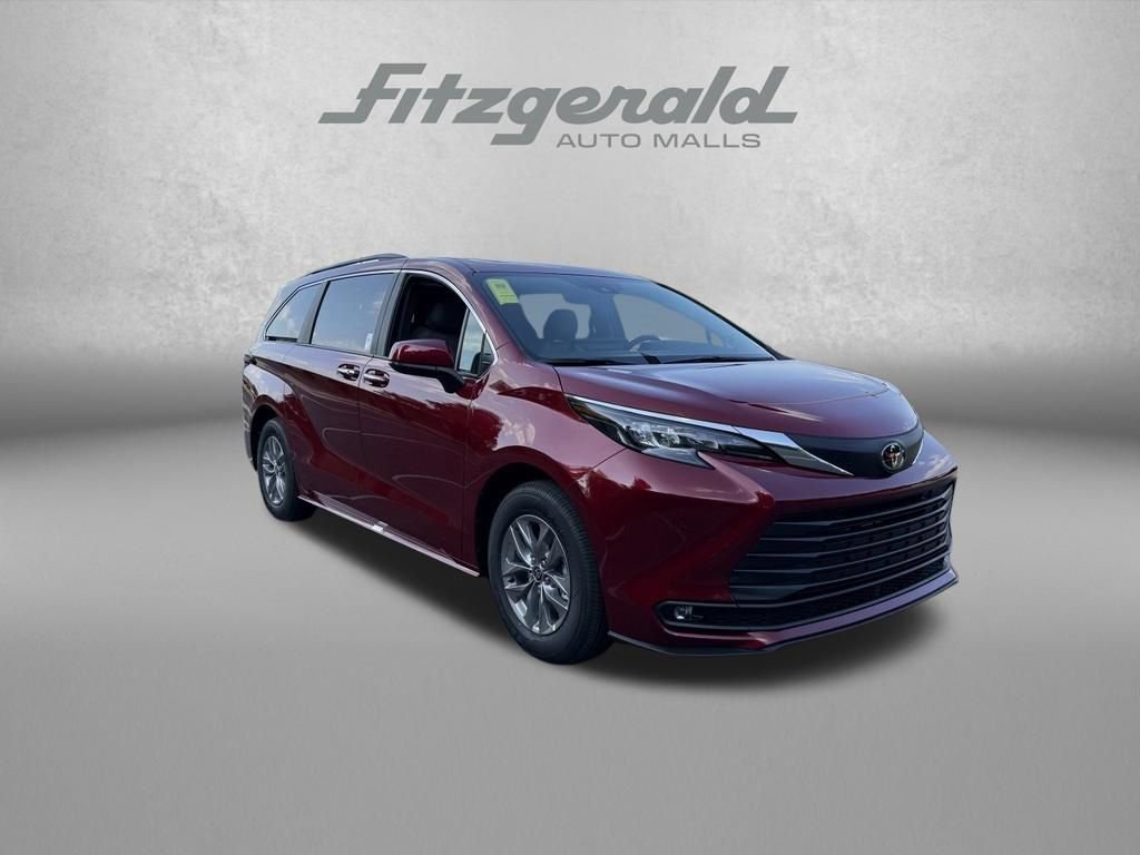 Used 2026 Toyota Sienna XLE