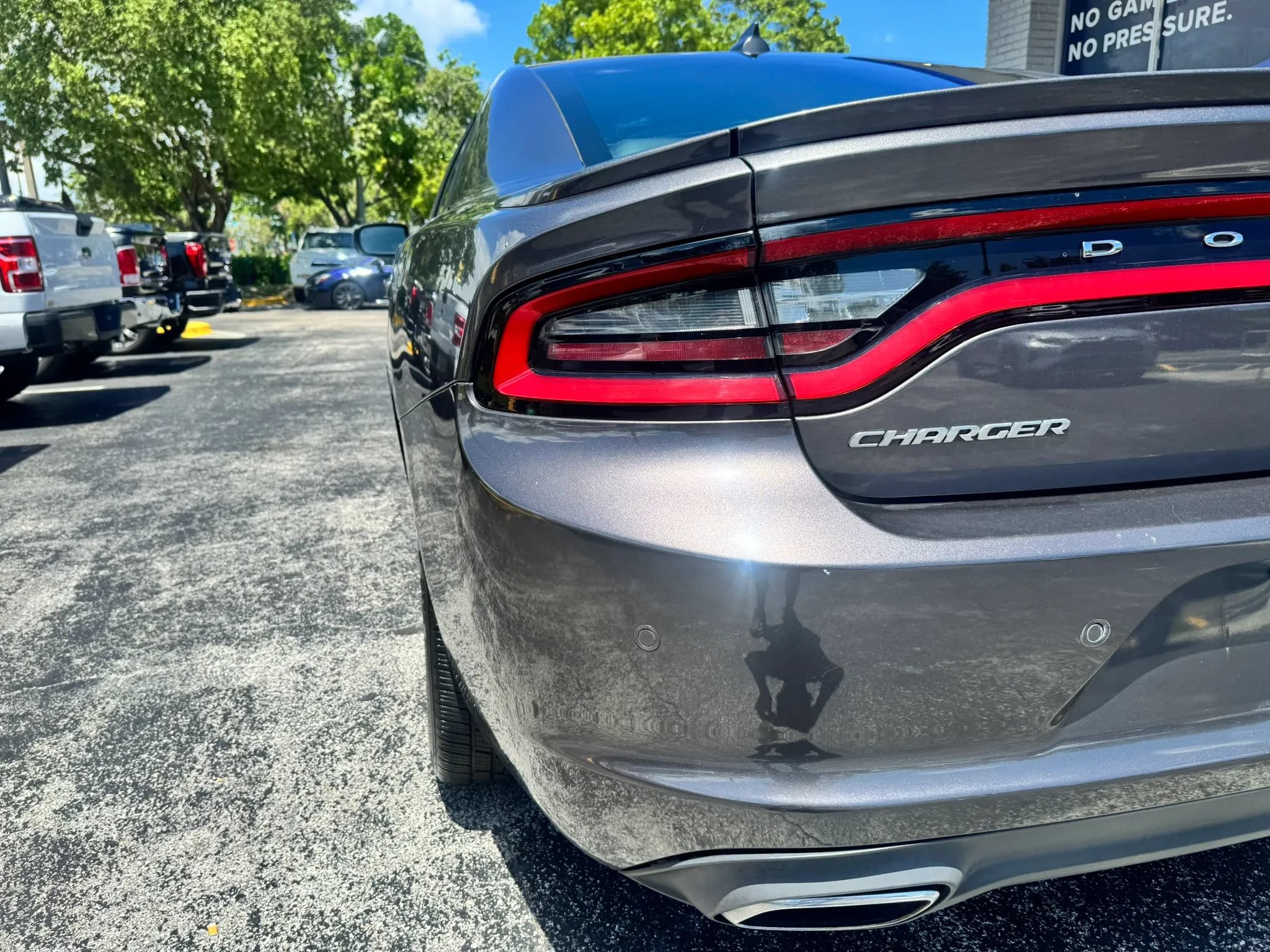 Used 2015 Dodge Charger R/T RWD image 10