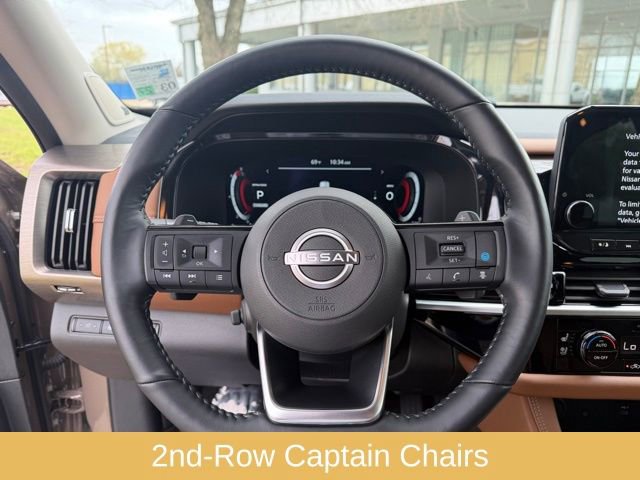 Used 2025 Nissan Pathfinder Platinum image 23