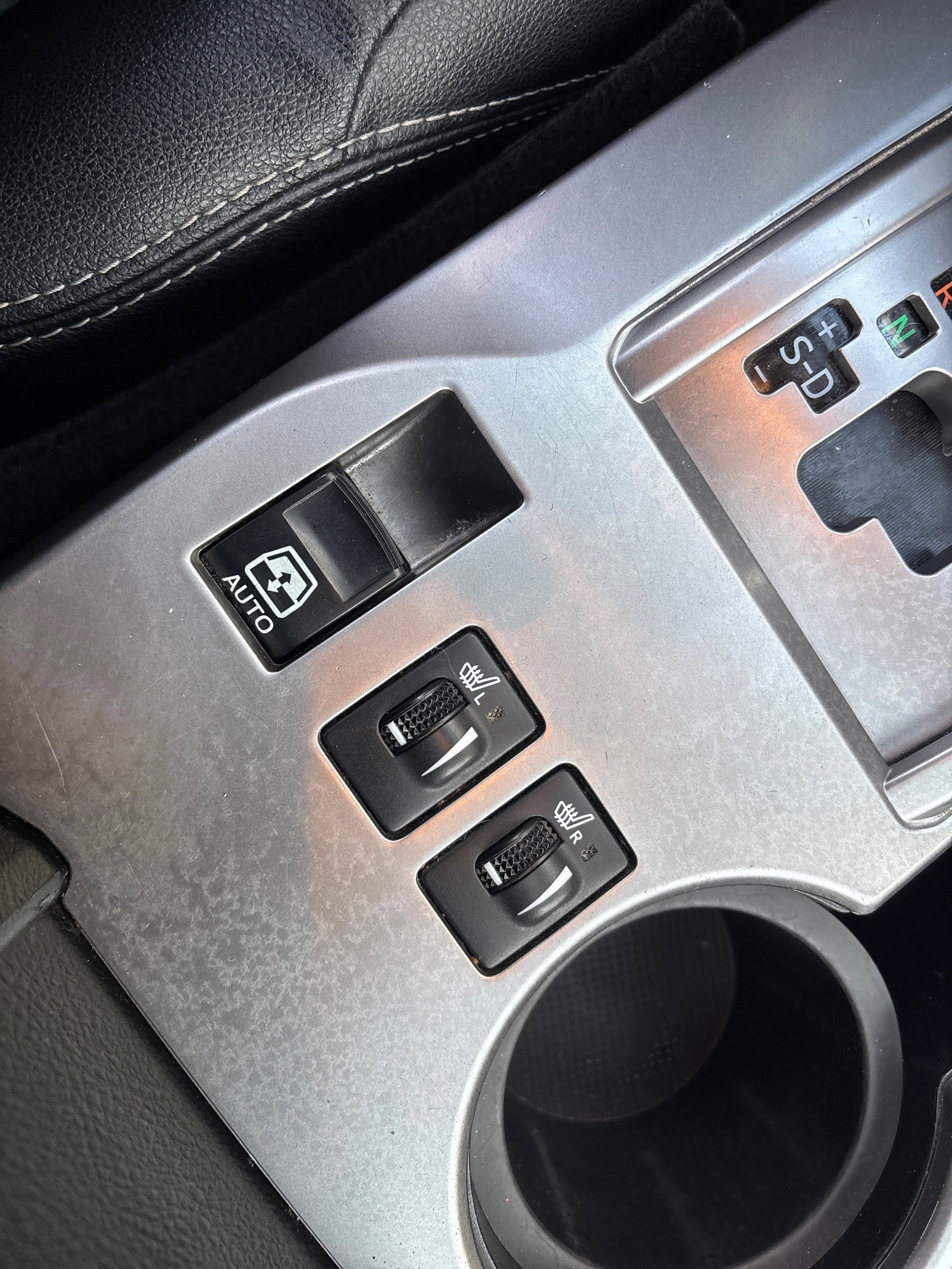 Used 2018 Toyota 4Runner SR5 Premium image 26