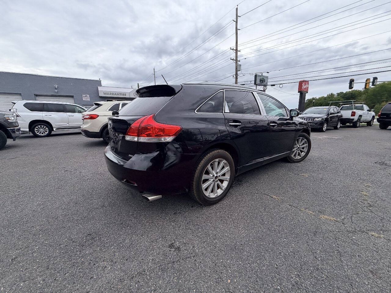 Used 2010 Toyota Venza AWD w/ Convenience Pkg image 14
