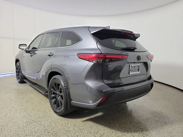 Used 2023 Toyota Highlander XLE FWD image 7