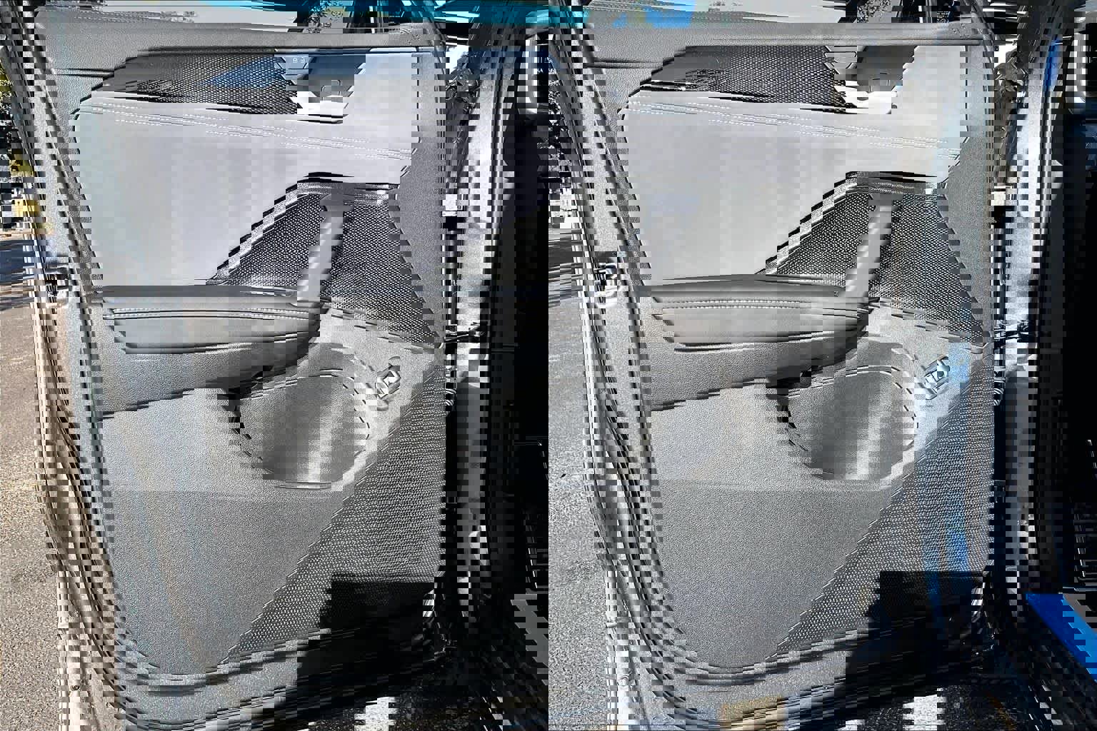 New 2026 Volkswagen Tiguan SE R-Line FWD image 10