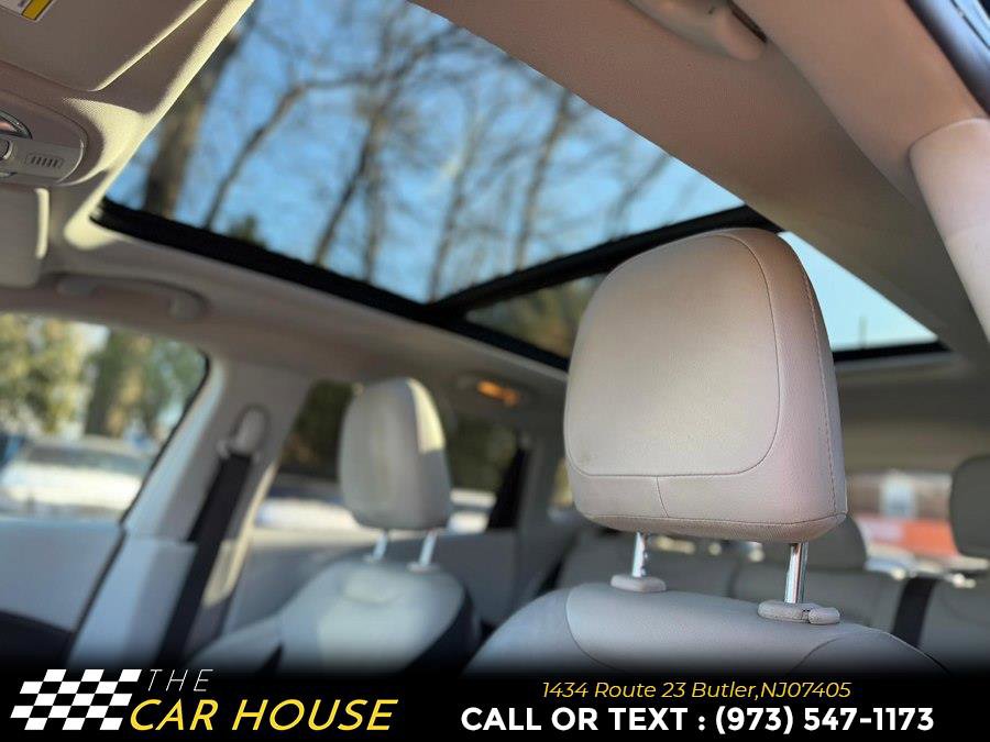 Used 2018 Jeep Compass Limited w/ Navigation Group image 17