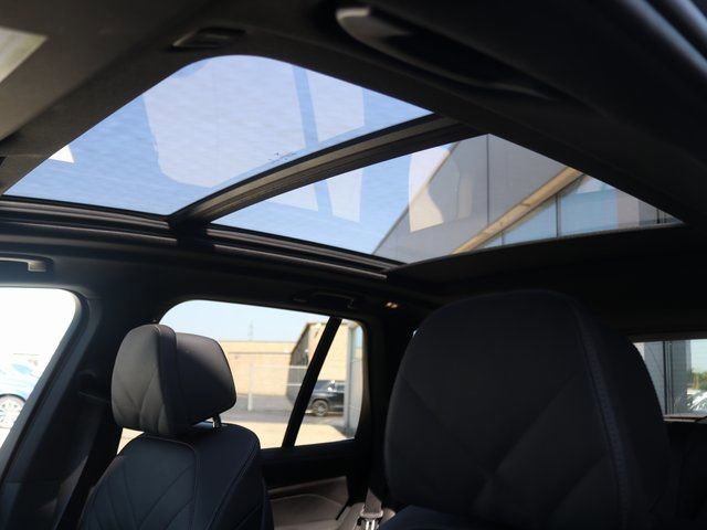 Used 2025 BMW X5 xDrive40i w/ Climate Comfort Package image 27