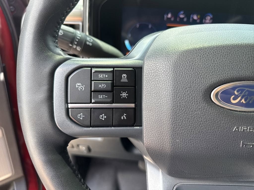 Used 2024 Ford F250 Lariat w/ Lariat Ultimate Package AWD/4WD image 25