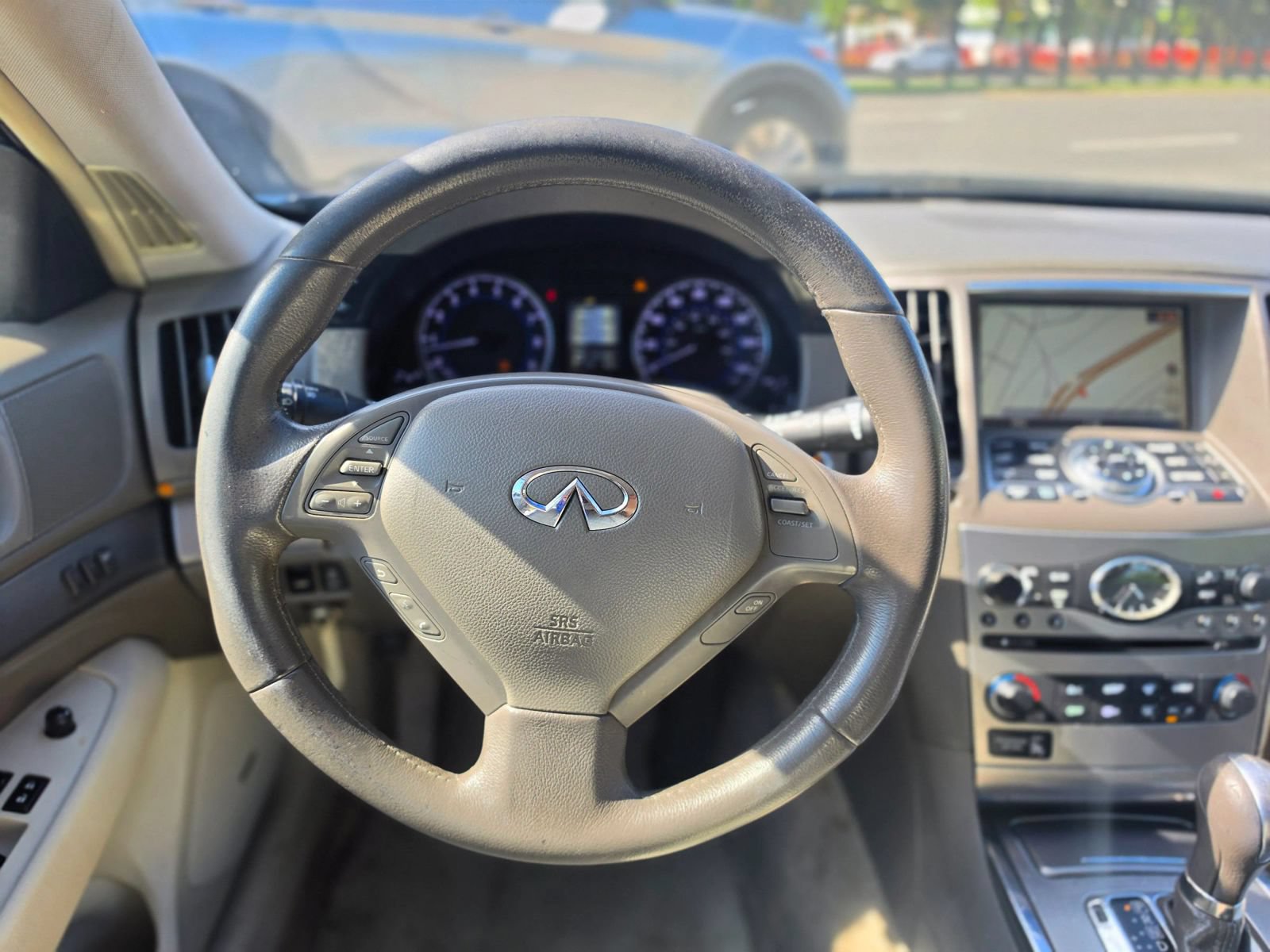 Used 2011 INFINITI G37 x Sedan w/ Premium Pkg AWD/4WD image 17