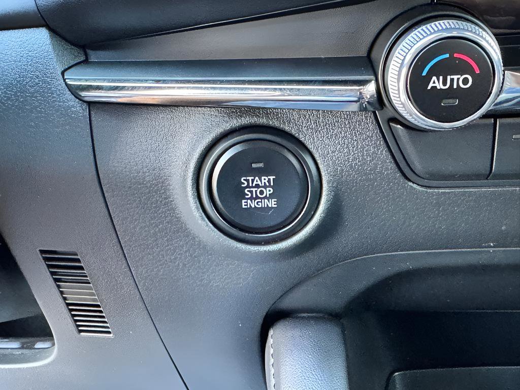 Used 2022 MAZDA MAZDA3 s FWD image 28