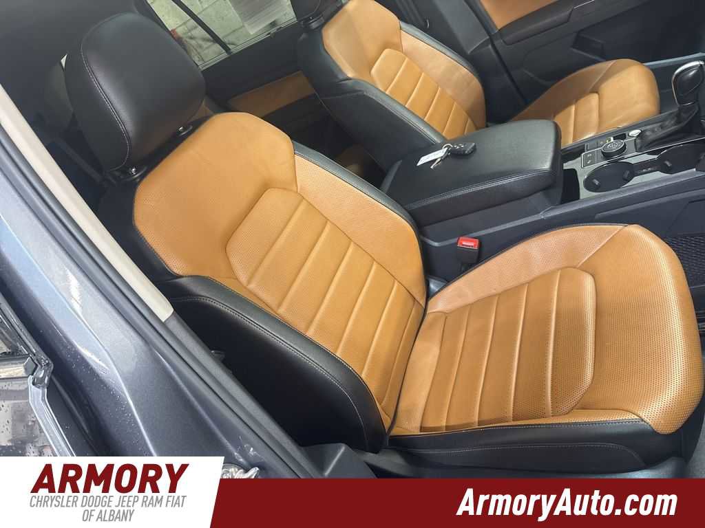 Used 2018 Volkswagen Atlas SEL Premium image 42