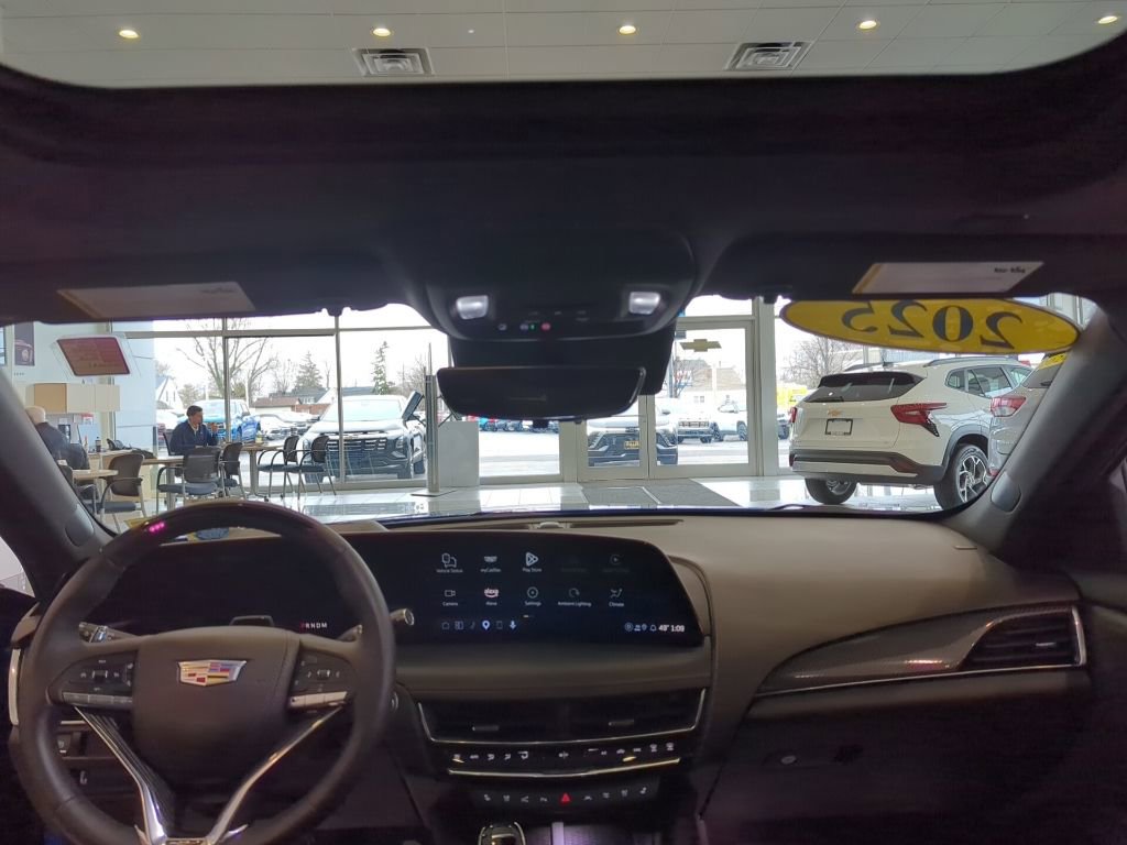 Certified 2025 Cadillac CT5 V w/ Technology Package image 19