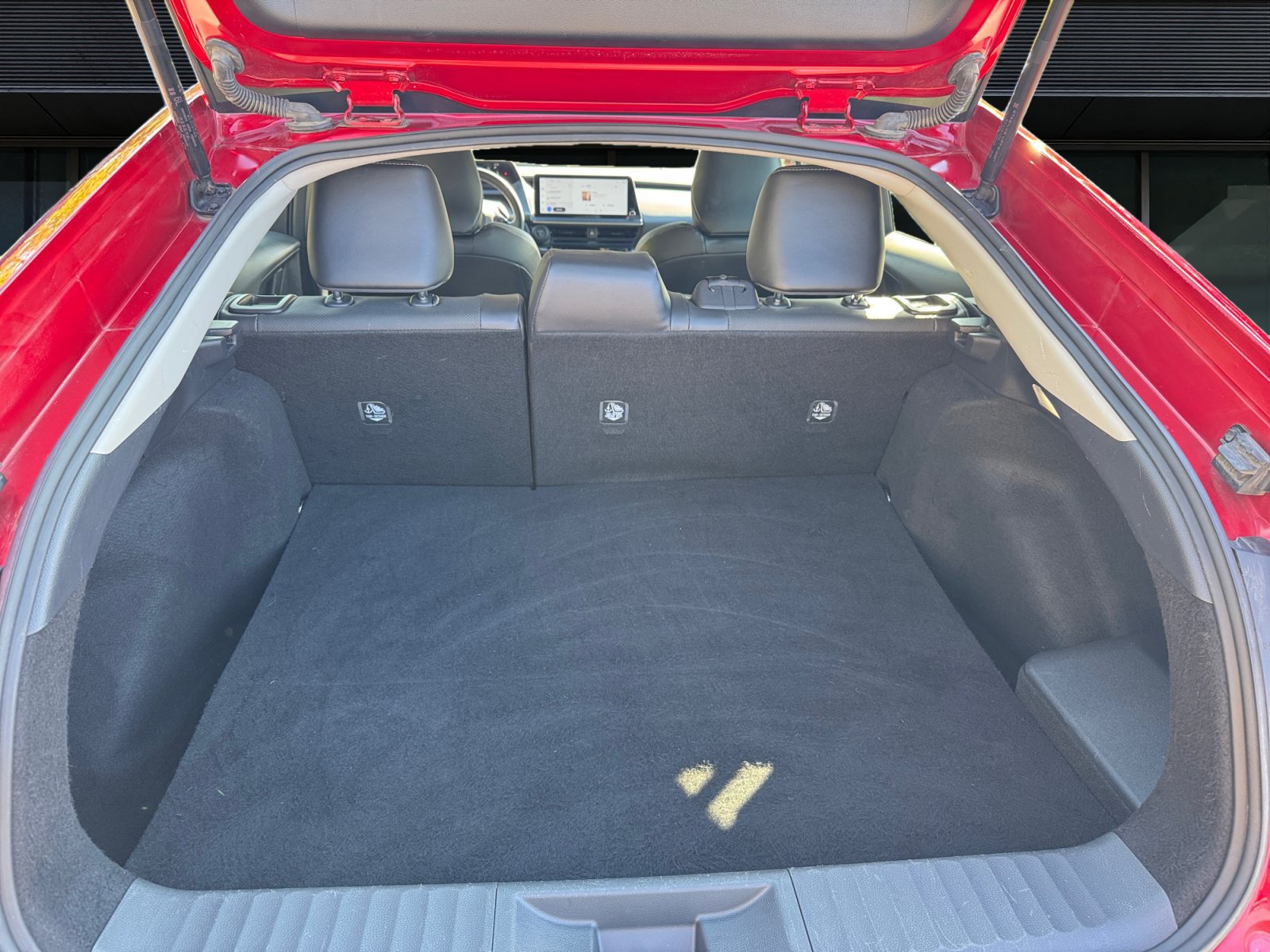 Used 2023 Toyota Prius XLE AWD/4WD image 11