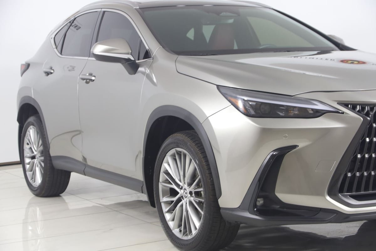 Used 2024 Lexus NX 350h AWD w/ Premium Package image 39