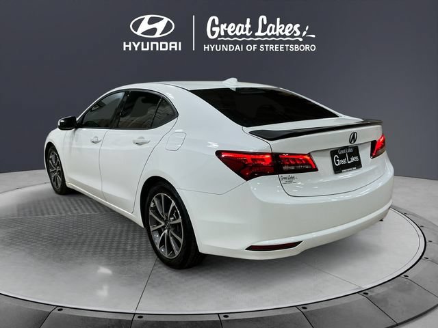 Used 2017 Acura TLX w/ Technology Package FWD image 4
