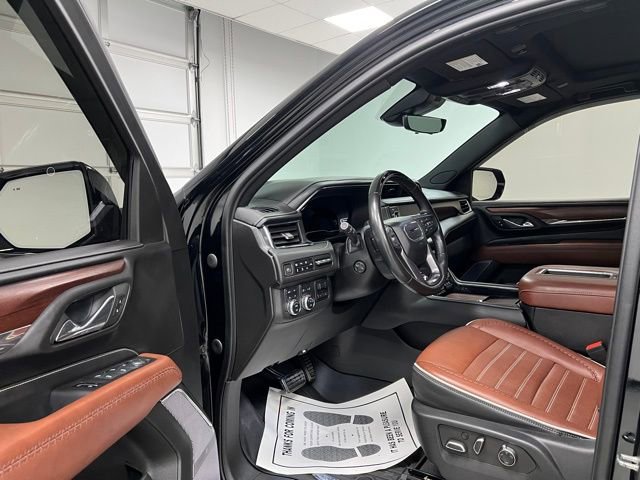 Used 2023 GMC Yukon XL Denali Ultimate image 20