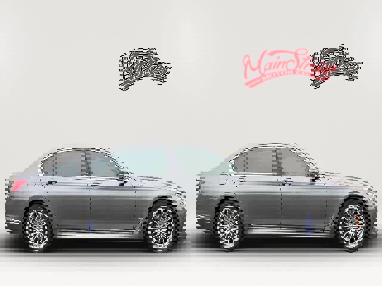 Used 2019 BMW ALPINA B7 xDrive image 8