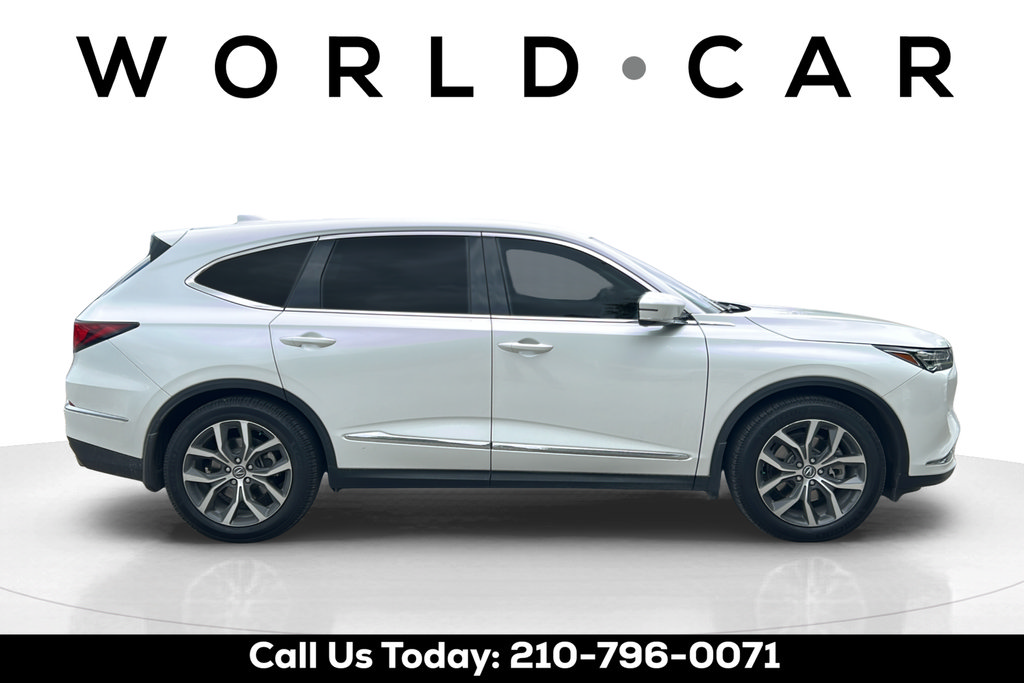 Used 2022 Acura MDX w/ Technology Package FWD image 2