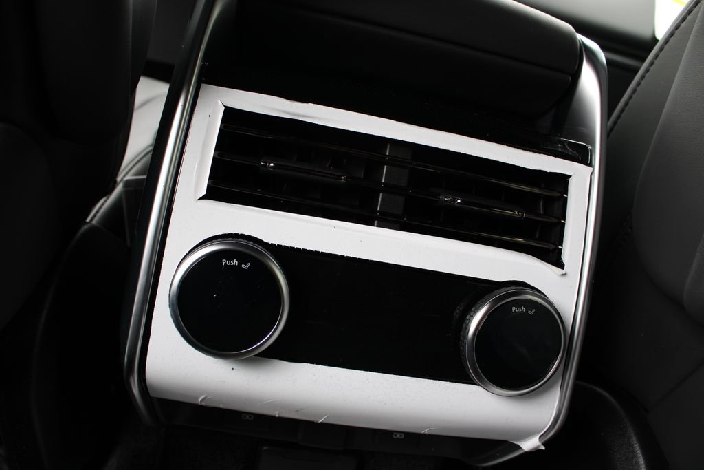New 2026 Land Rover Range Rover SE AWD/4WD image 12