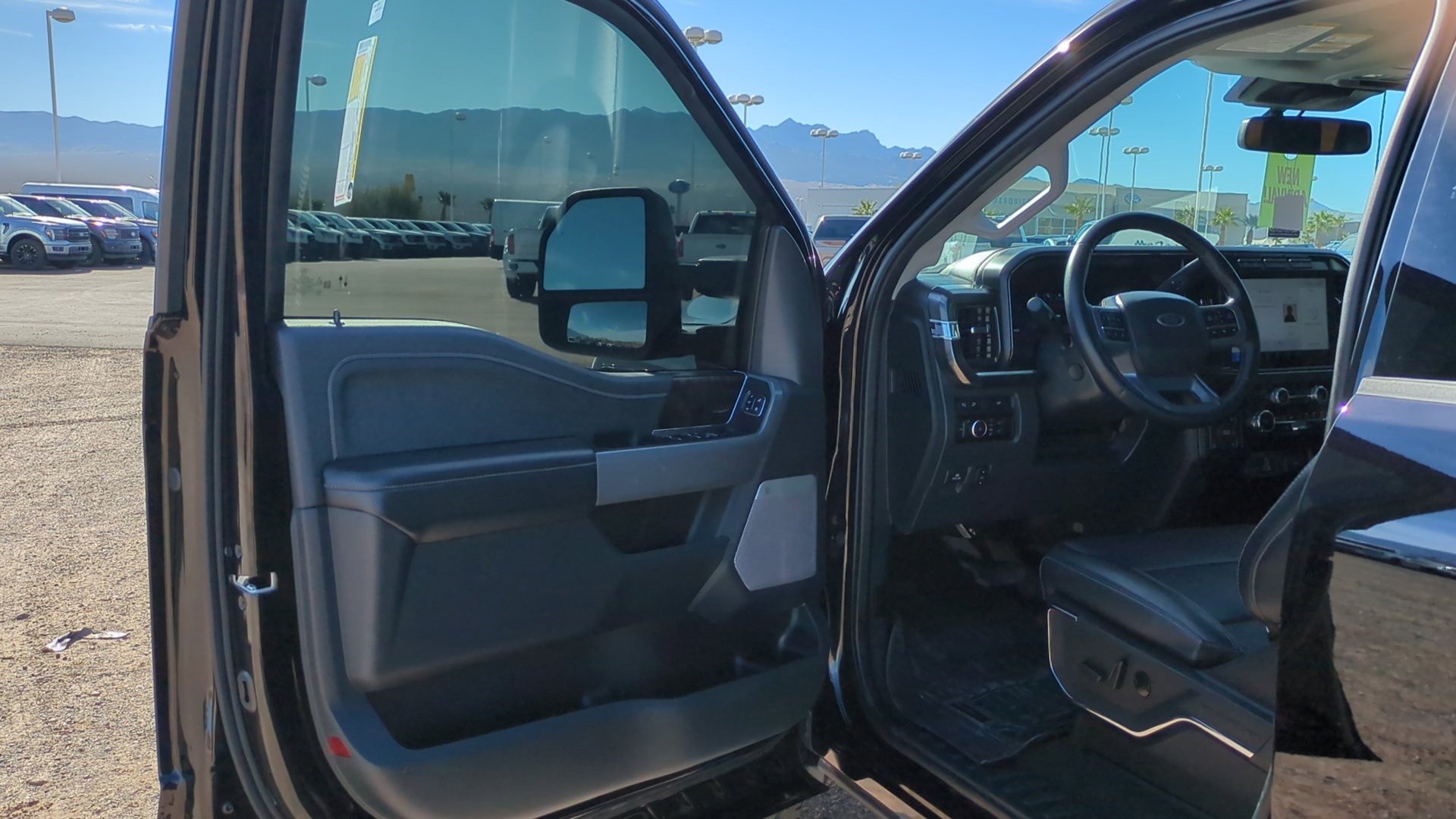 Used 2024 Ford F350 Lariat image 12