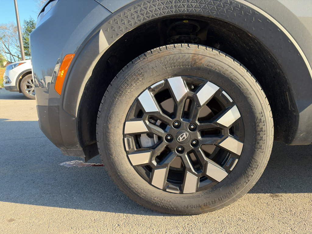 Used 2026 Hyundai Santa Cruz SEL image 9