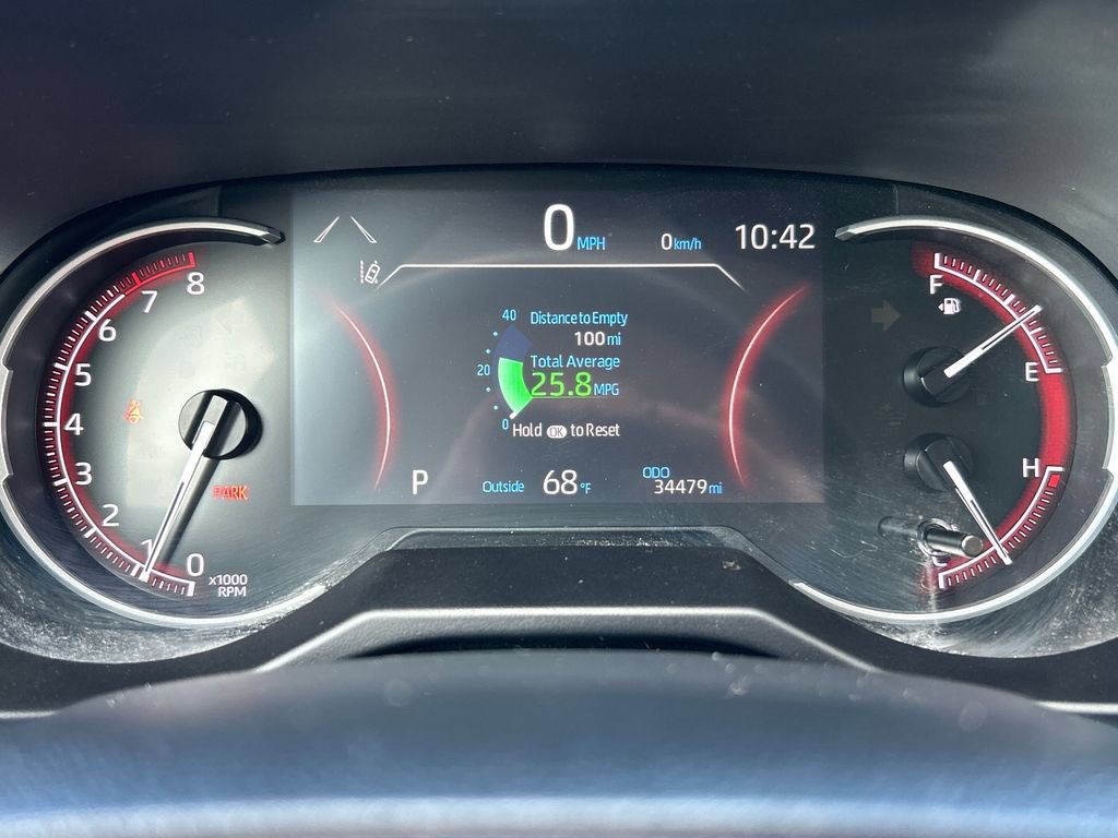 Used 2023 Toyota RAV4 LE AWD/4WD image 10