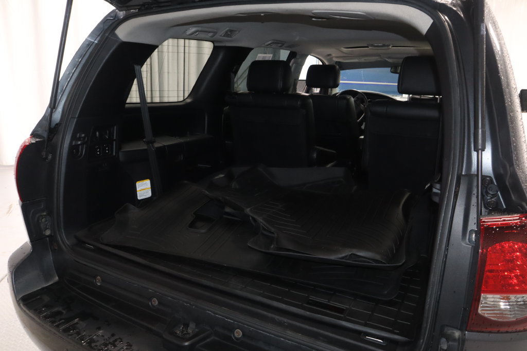 Used 2019 Toyota Sequoia TRD Sport w/ TRD Sport Premium Package AWD/4WD image 14