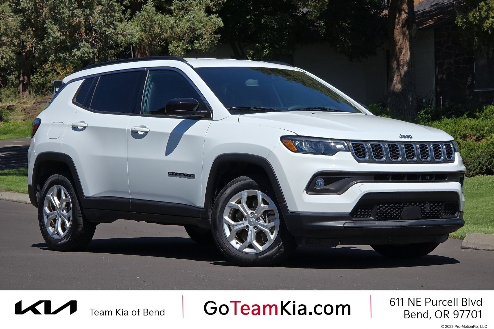 Used 2024 Jeep Compass Latitude