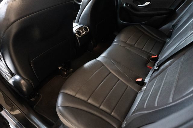 Used 2021 Mercedes-Benz GLC 300 image 20