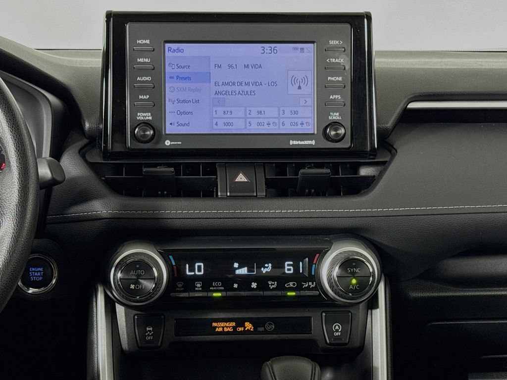 Used 2022 Toyota RAV4 XLE AWD/4WD image 12